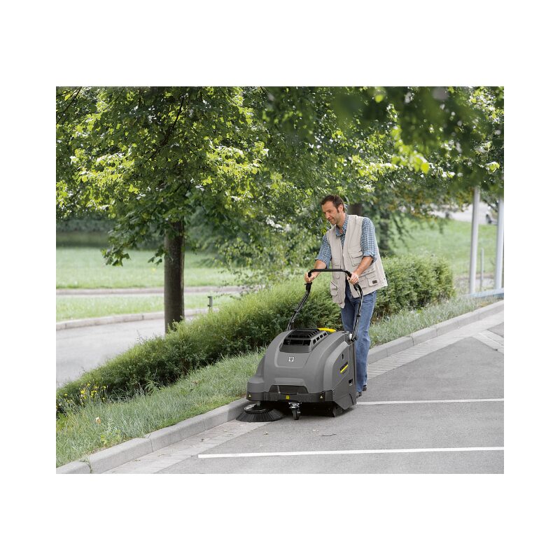 Kärcher Kehrmaschine KM 75/40 W G Handgeführte Kehrsaugmaschine Bodenreinigungsmaschine mit Benzinmotor – Bild 2
